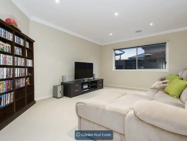 Fifth view of Homely house listing, 19 Fieldstone Crescent, Cranbourne North VIC 3977