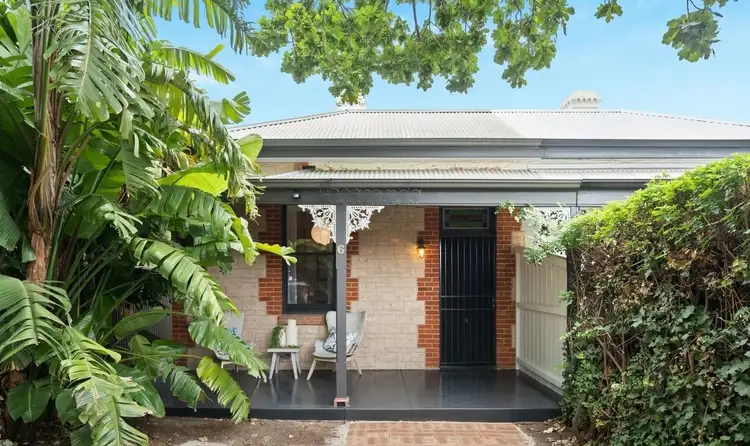 6 Scarborough Street