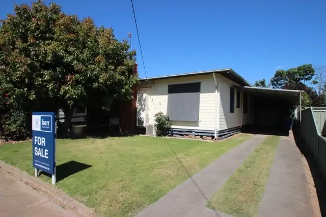 15 Wadeson Street