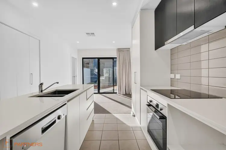 11/2 Bellette Street