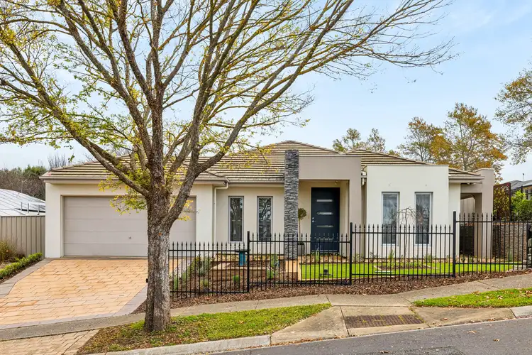2 Highland Street