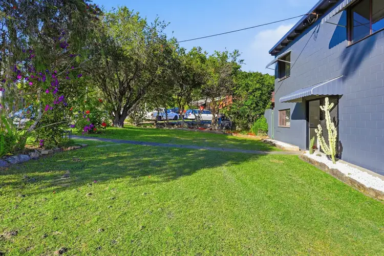 1/5 Corambara Crescent