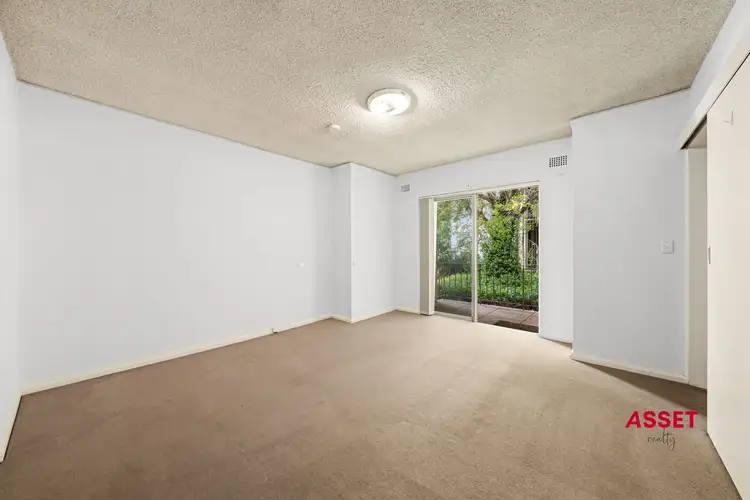 2/261 Pacific Highway