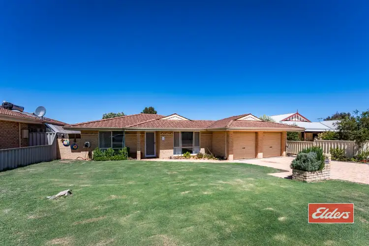 17 Mugana Crescent