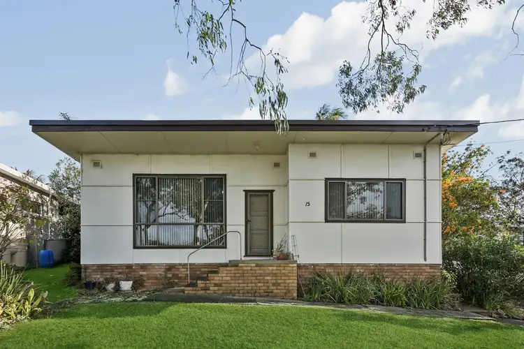 15 Bridgeview Road