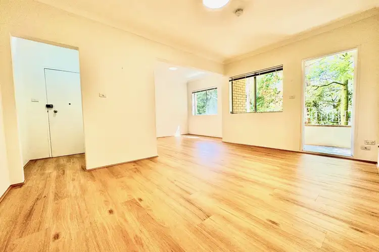 1/77 Helen Street