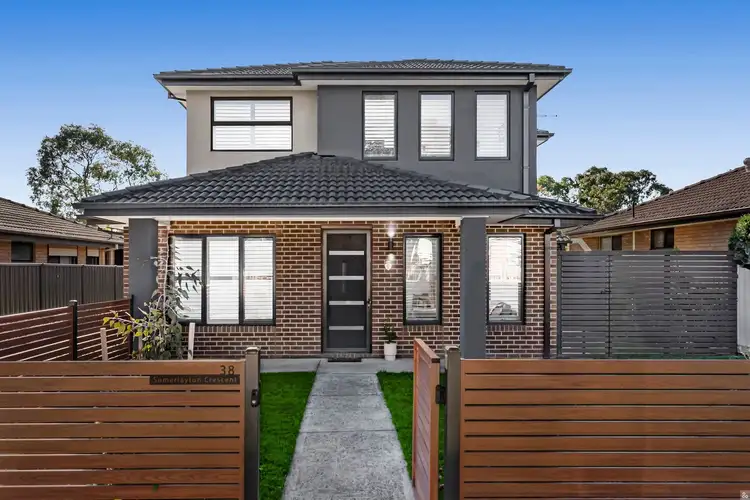 1/38 Somerlayton Crescent