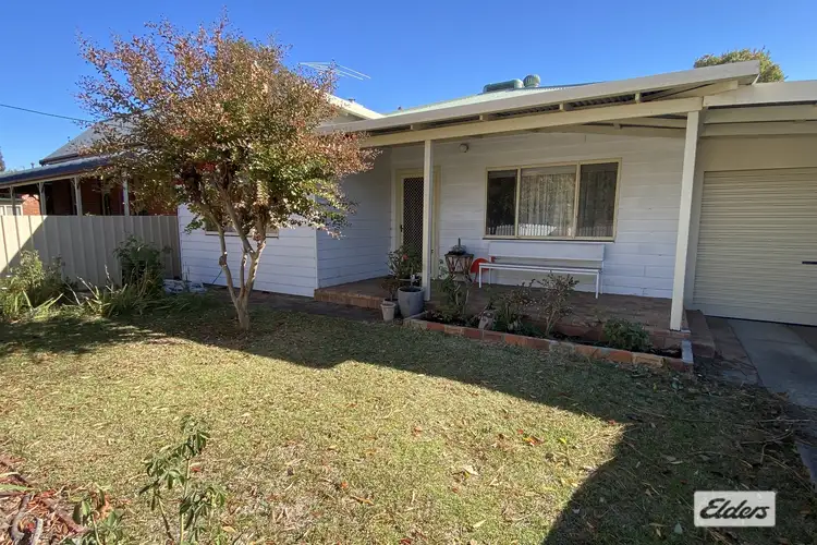 369 Macauley Street