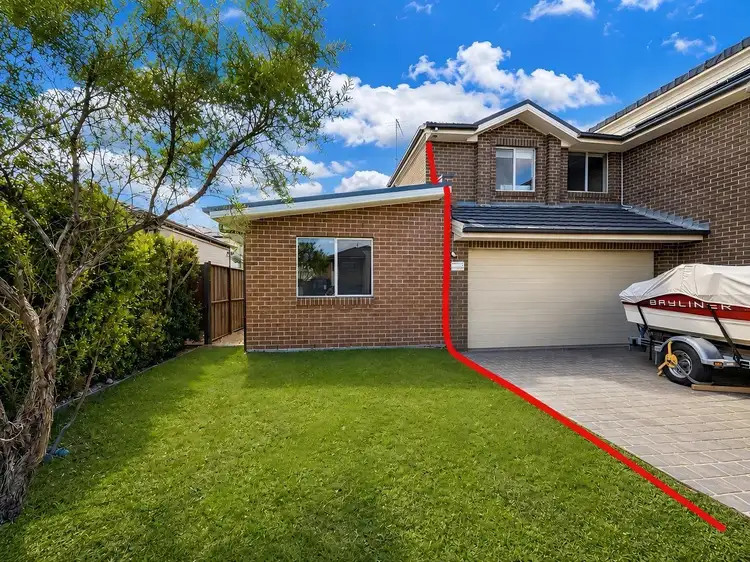 6 Lyrebird Crescent