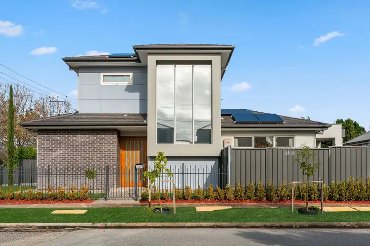 2 Parkmore Avenue