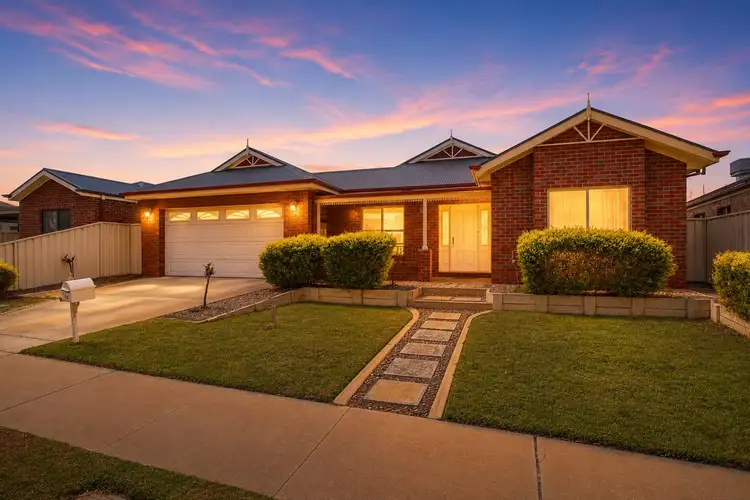 33 Herston Drive