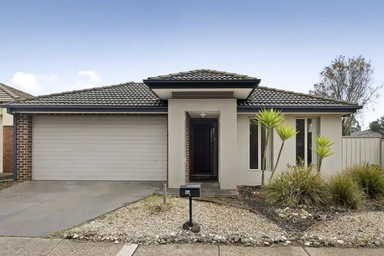 54 Fantail Way