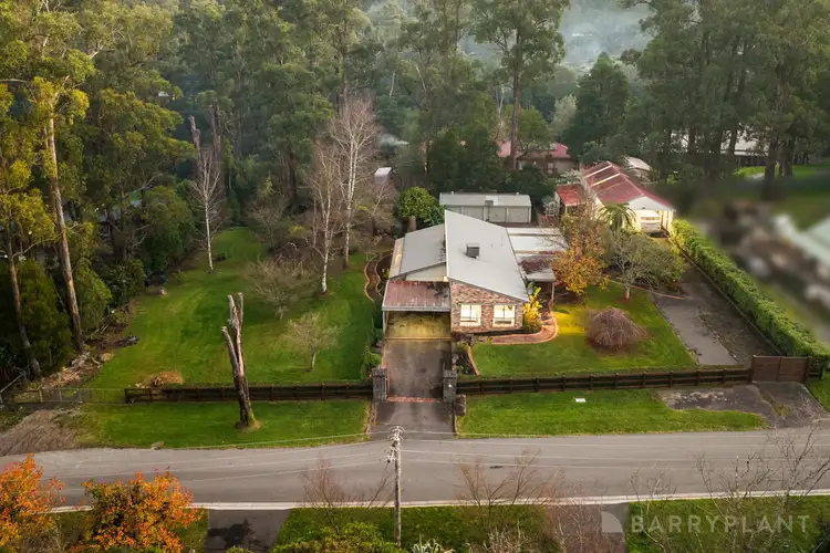 14 Glen Road