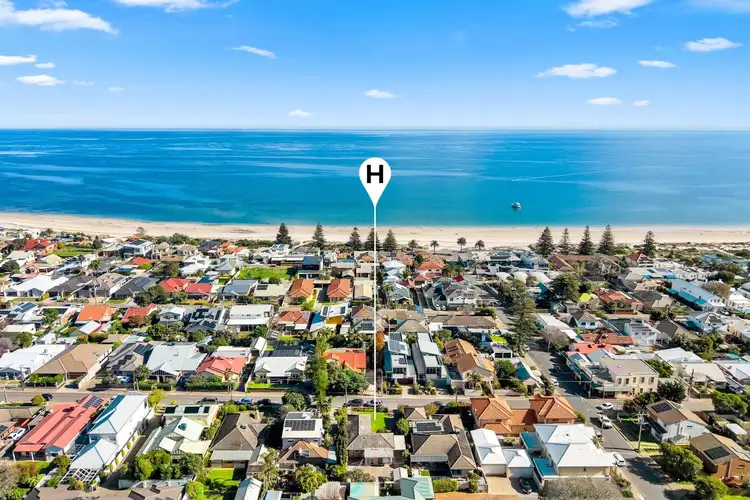 57 Waratah Street