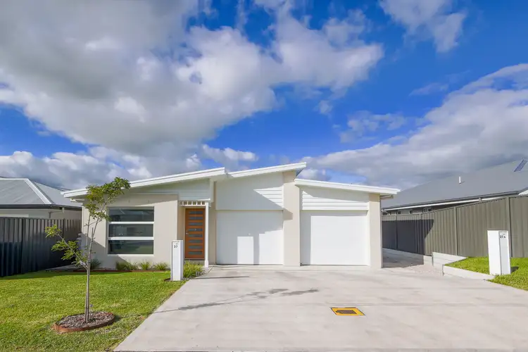 27 & 27A Meramie Street