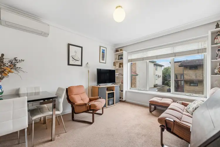 14/8 Mitford Street