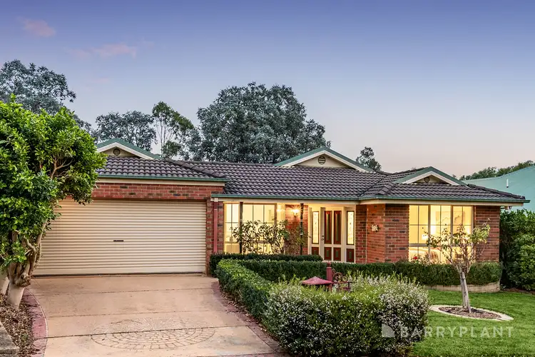 11 Meadowbank Avenue