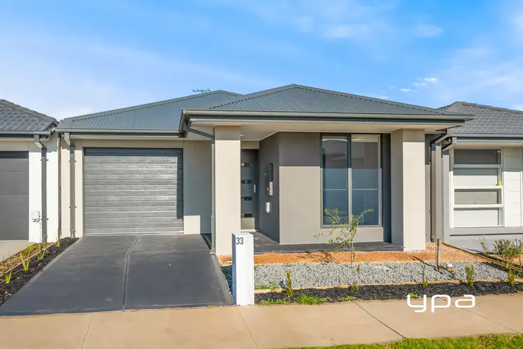 33 Rynas Way