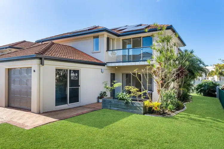 16/152 Palm Meadows Drive