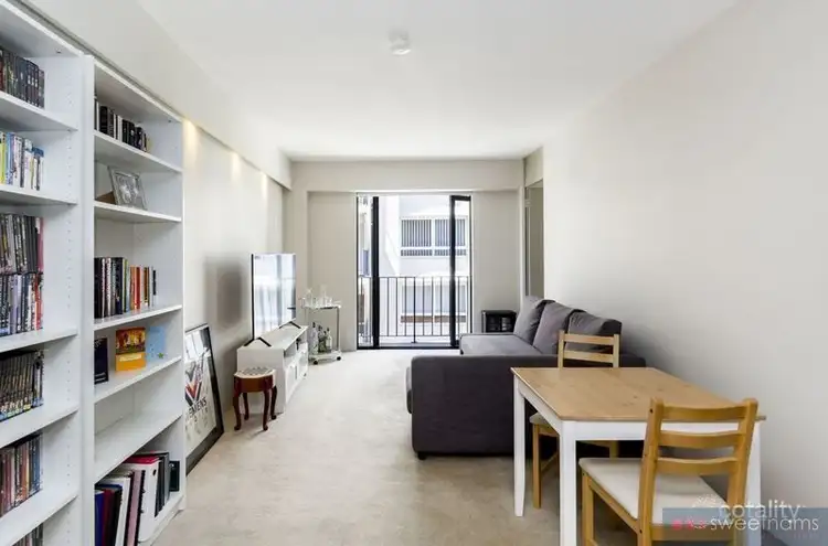 310/50-58 Macleay Street