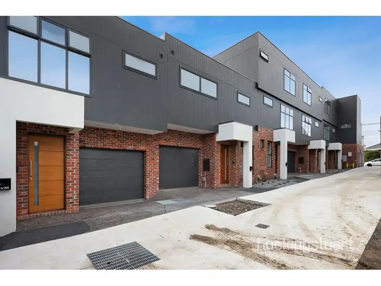 5/295 Gilbert Road