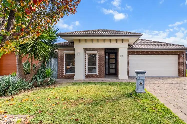30 Kenneth Street