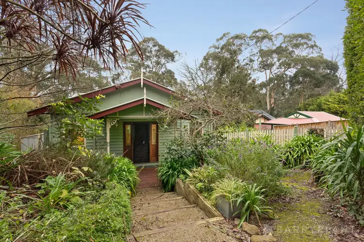 8 Belgrave-Hallam Road, Belgrave VIC 3160