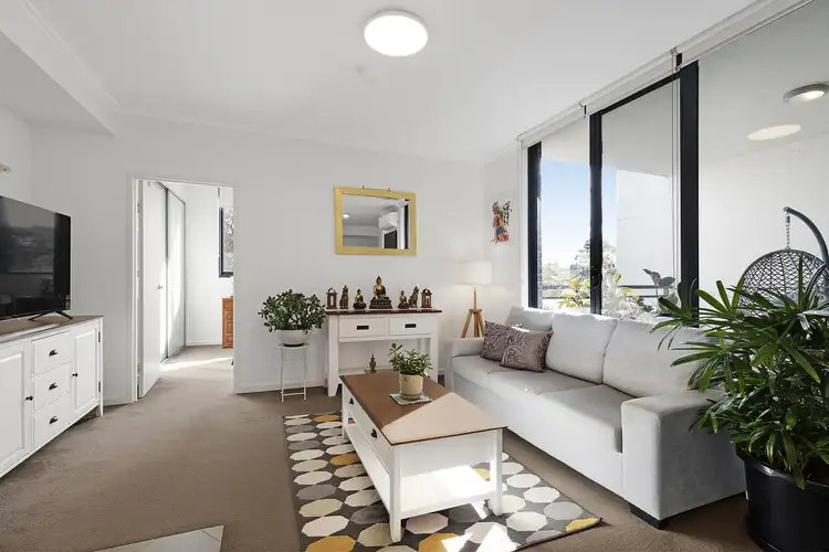 39/2 Bouvardia Street