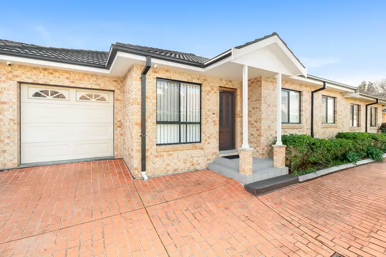 2/146 Picnic Point Road