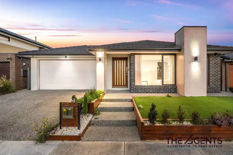 27 Rhonda Crescent