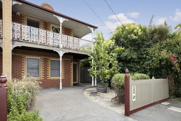 2/9 Ballarat Street