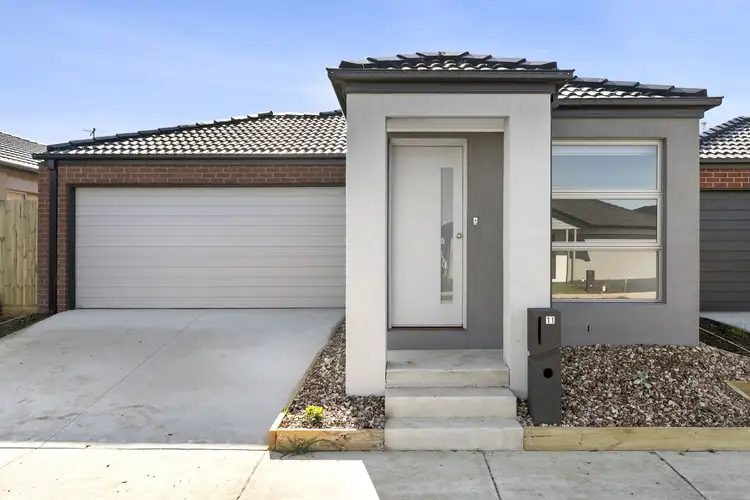 11 Avocet Way