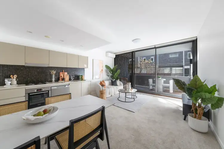 315/2-4 Powell Street