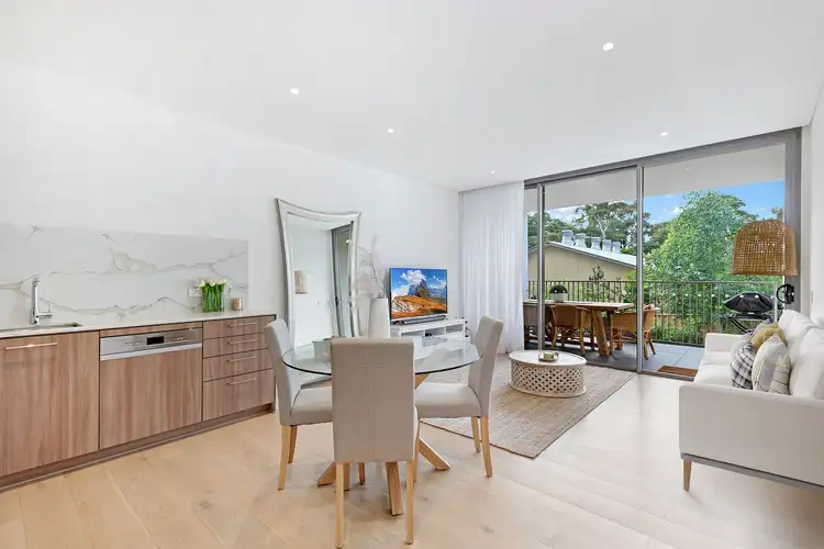 AB103/6 University Road