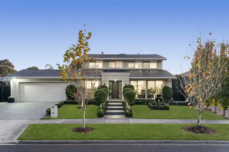 30 Rutherglen Way, Taylors Lakes VIC 3038