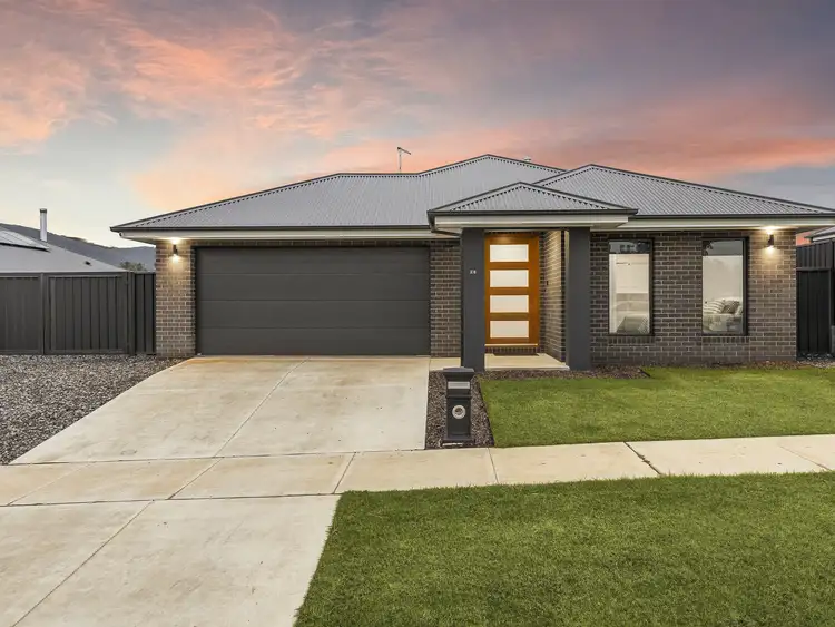 26 Balcombe Avenue