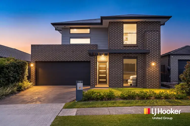 19 Egan Crescent