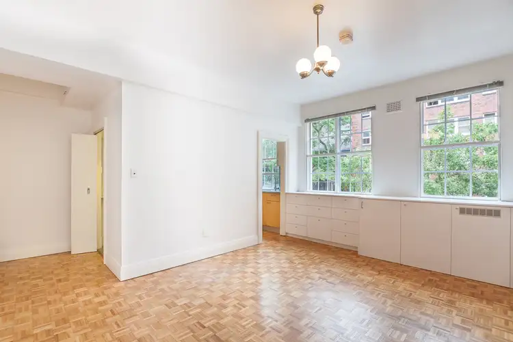 5/2 Greenknowe Avenue