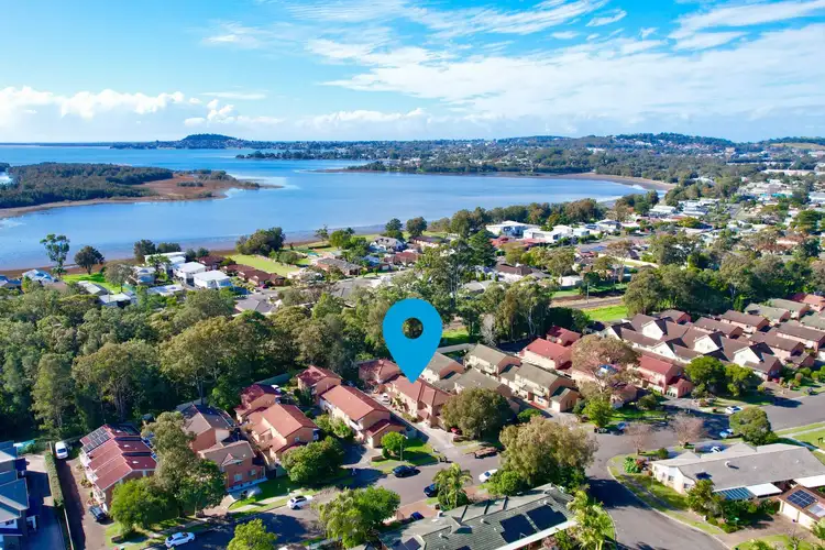 2/38 Bateman Avenue