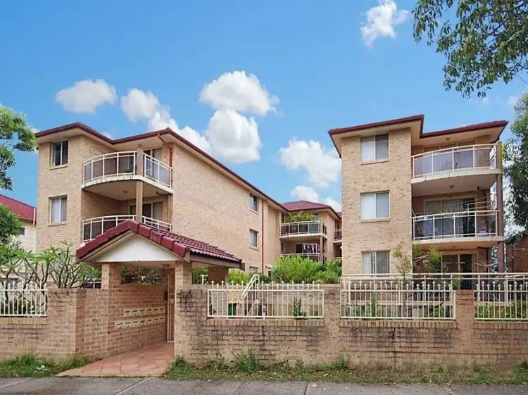 1/4-8 Cambridge Avenue