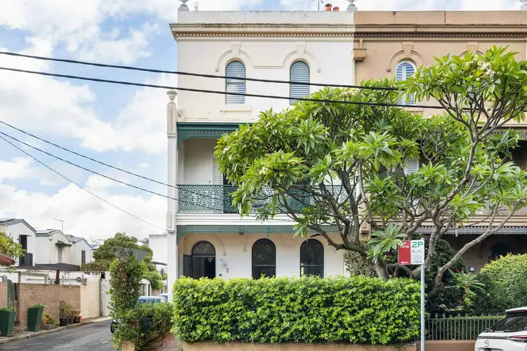 2 Boyce Street