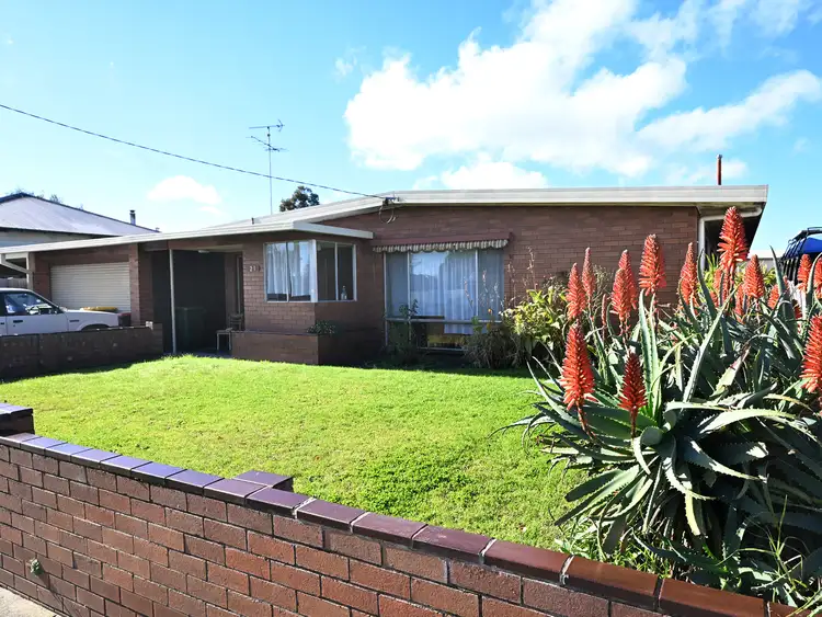 21 McCulloch Street