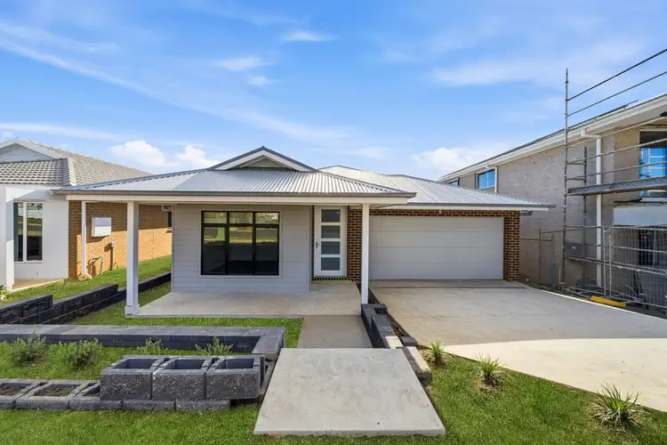 10 Daisyvale Crescent