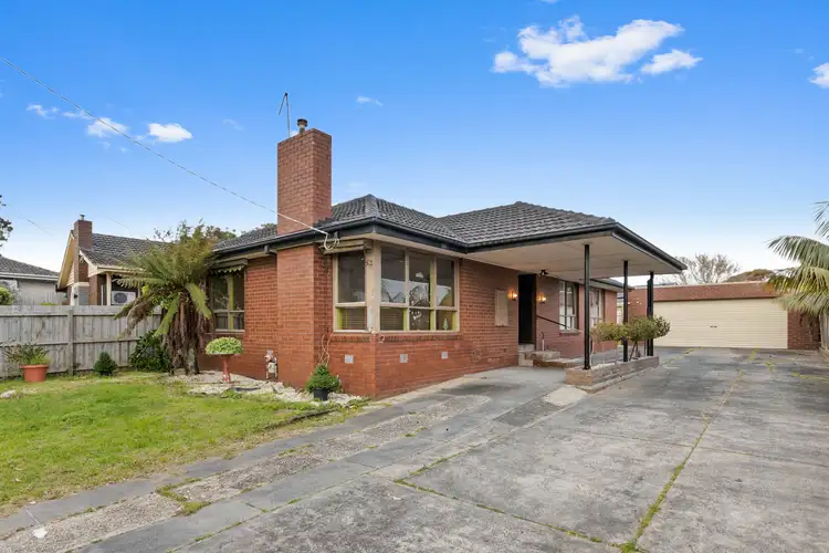 15 Elisdon Drive