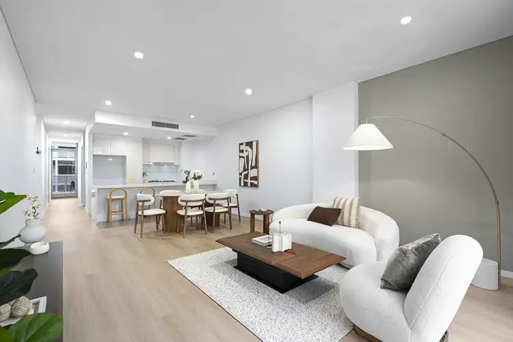 220/21 Porter Street
