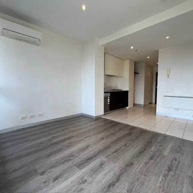 803D/604 Swanston Street