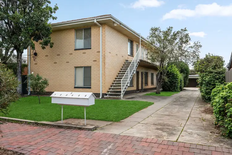 3/9 Comaum Street