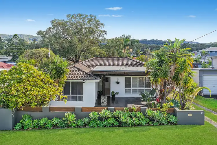 21 George Hely Crescent