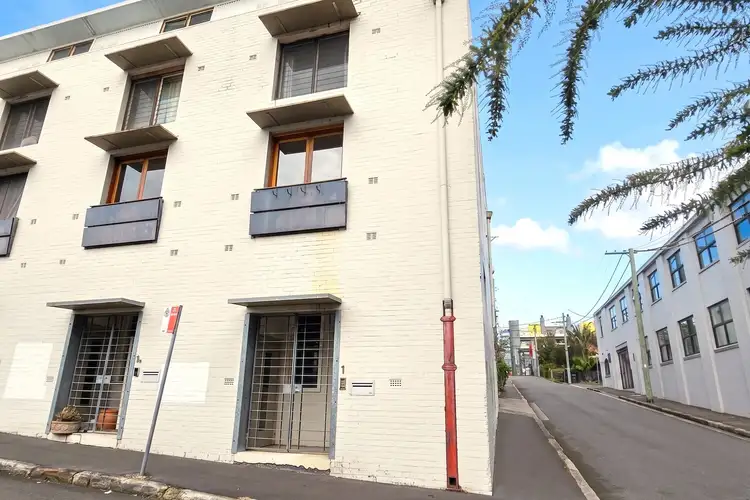 1 Water Street