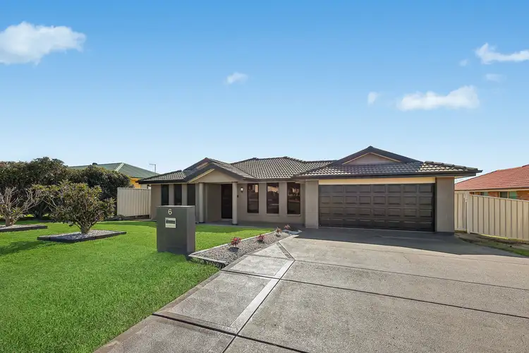 6 Hardy Crescent